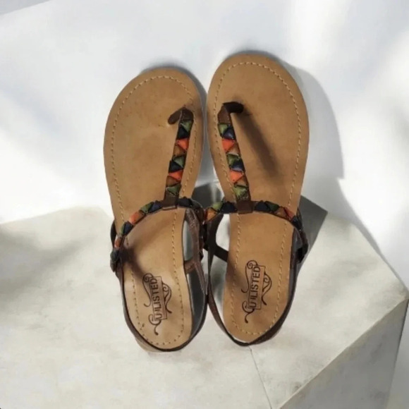 UNLISTED by Kenneth Cole Gem Sandals - Picture 2 of 7